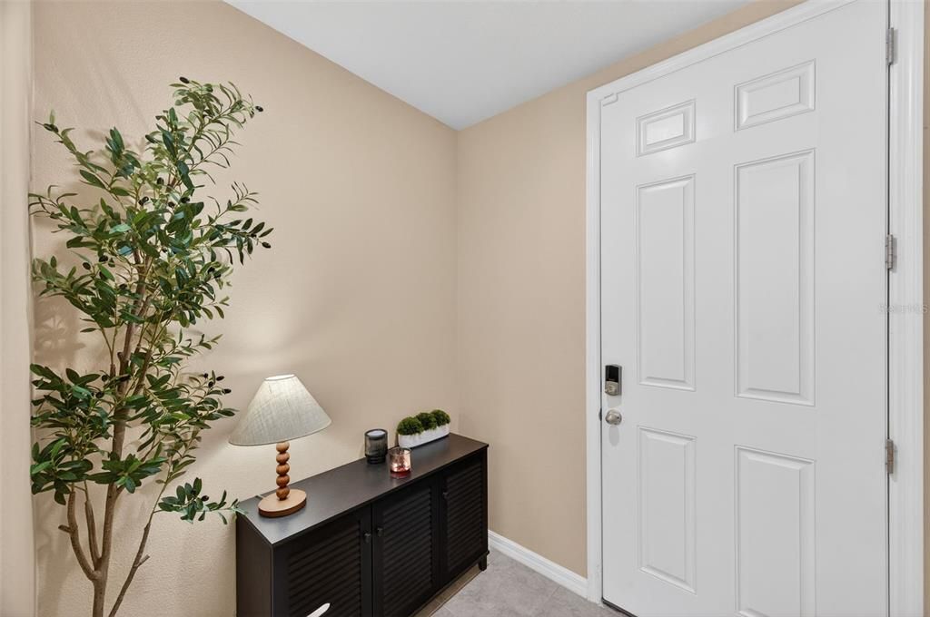 На продажу: $300,000 (3 спален, 2 ванн, 1525 Квадратных фут)