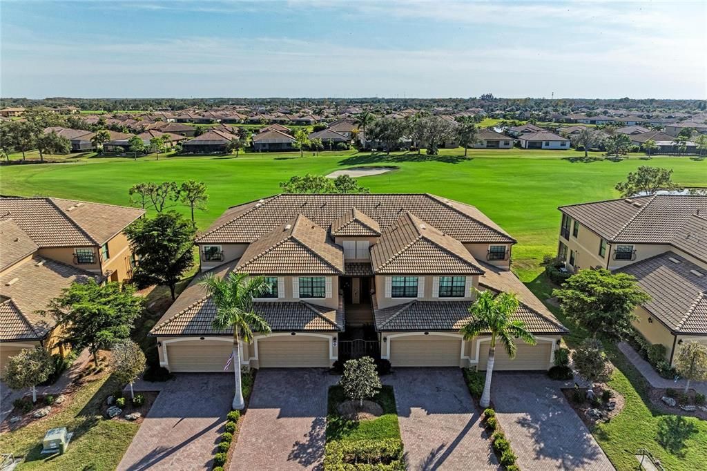 For Sale: $464,900 (3 beds, 2 baths, 2108 Square Feet)