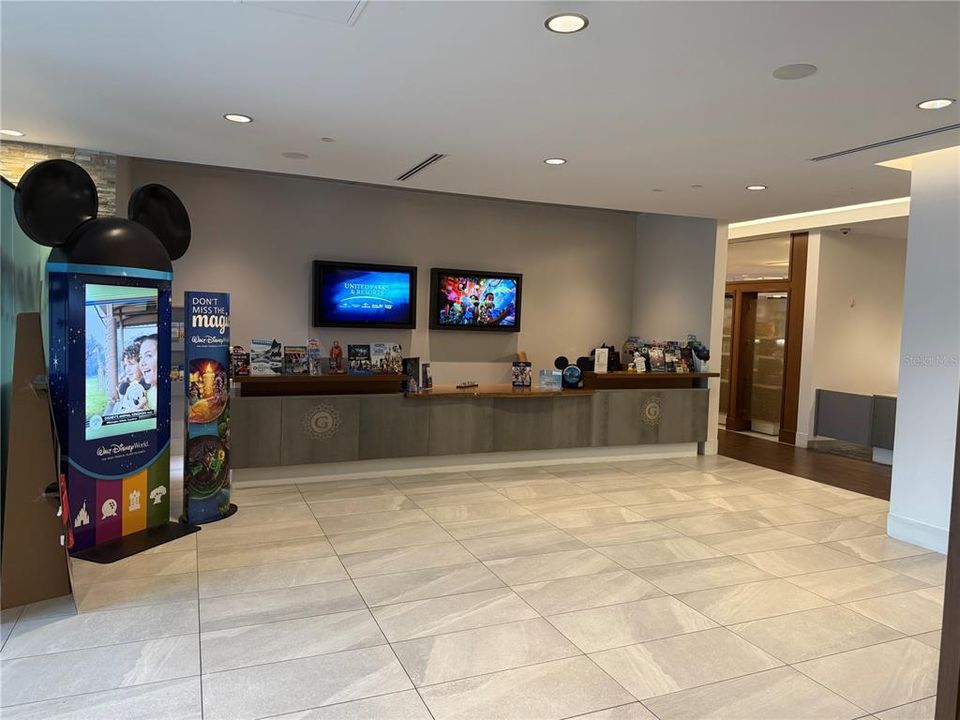 На продажу: $314,900 (2 спален, 2 ванн, 1434 Квадратных фут)