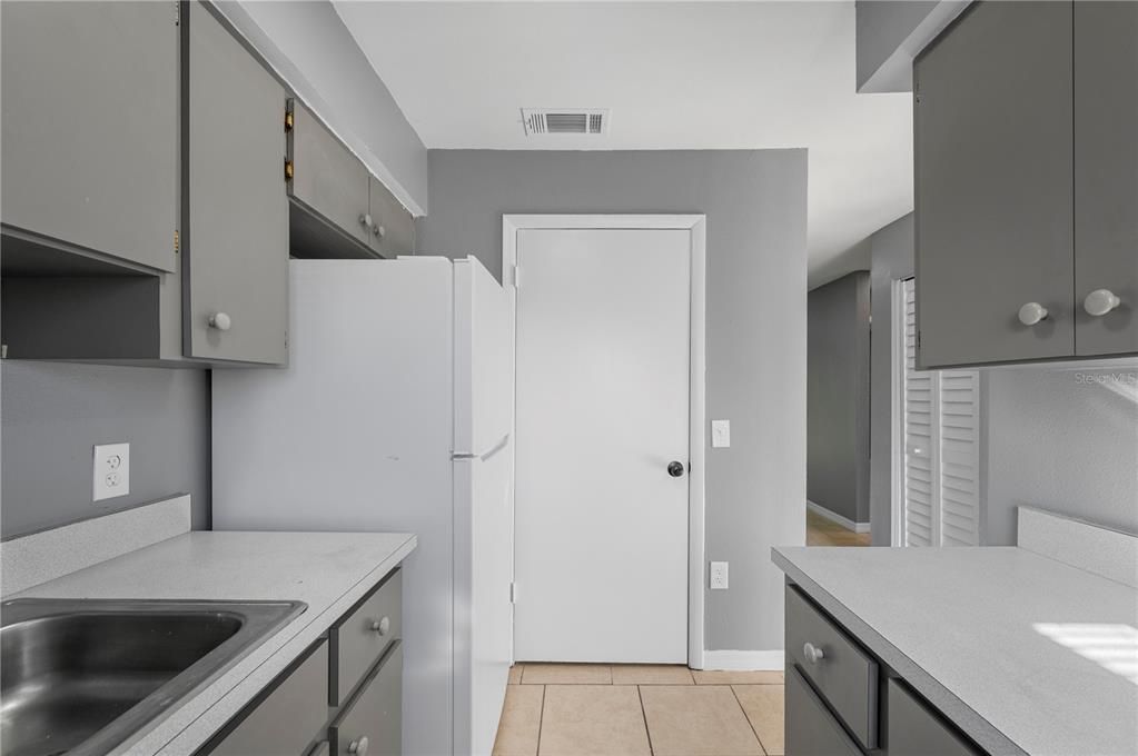 For Sale: $4,900,000 (56 beds, 0 baths, 24987 Square Feet)