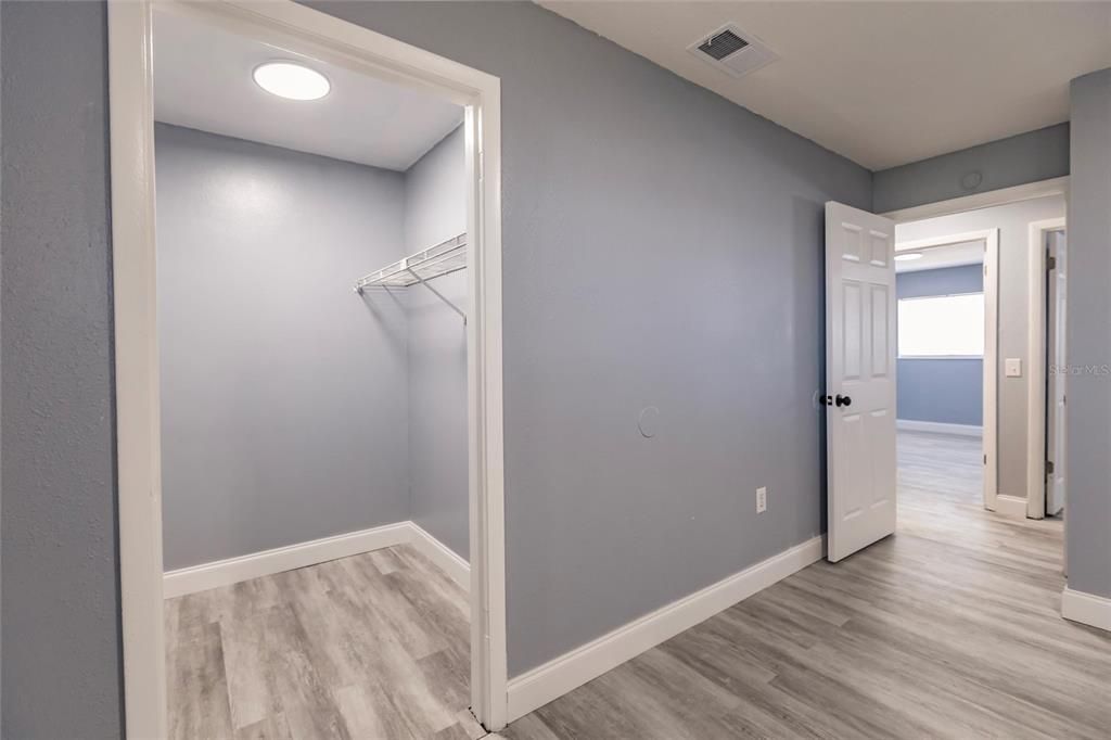 For Sale: $4,900,000 (56 beds, 0 baths, 24987 Square Feet)