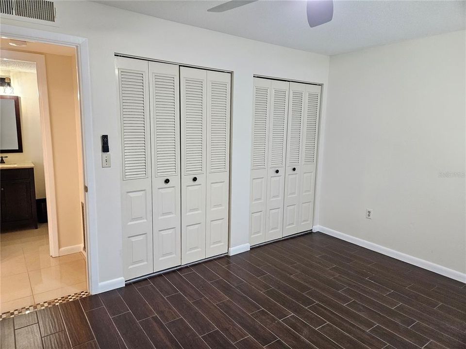 出租: $1,700 (2 贝兹, 2 浴室, 1064 平方英尺)