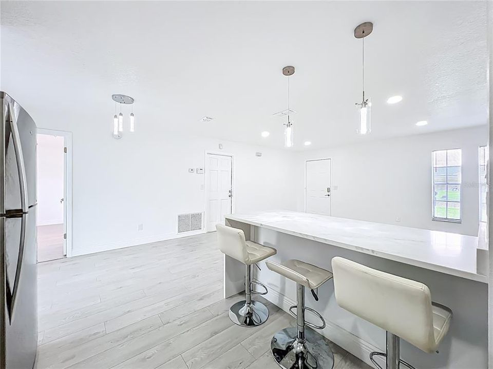 For Rent: $2,200 (4 beds, 2 baths, 1366 Square Feet)