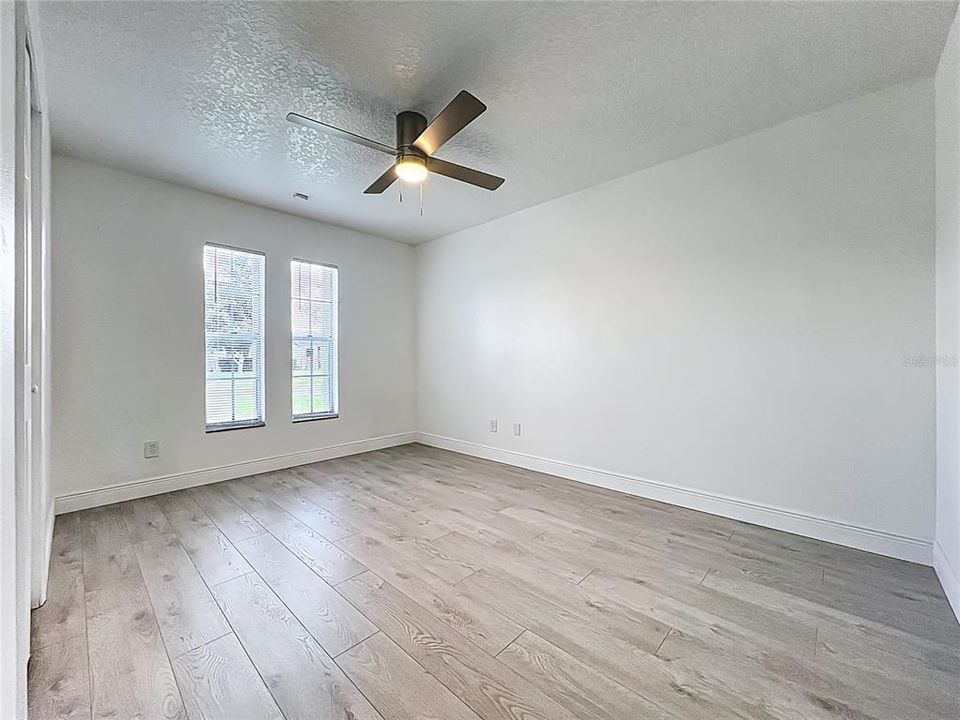 For Rent: $2,200 (4 beds, 2 baths, 1366 Square Feet)