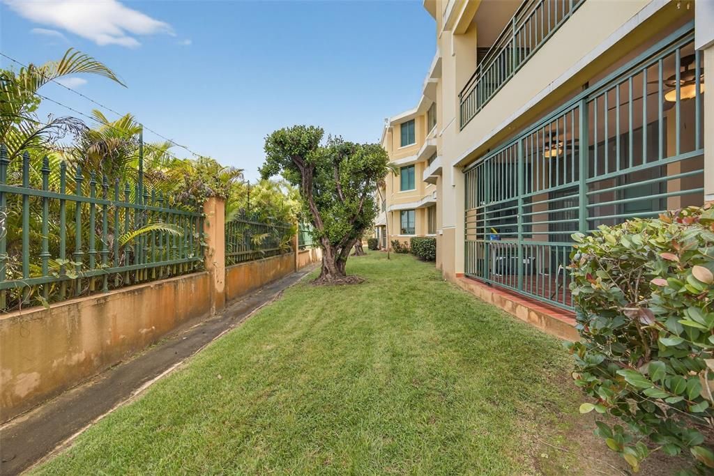 For Sale: $400,000 (3 beds, 2 baths, 1564 Square Feet)