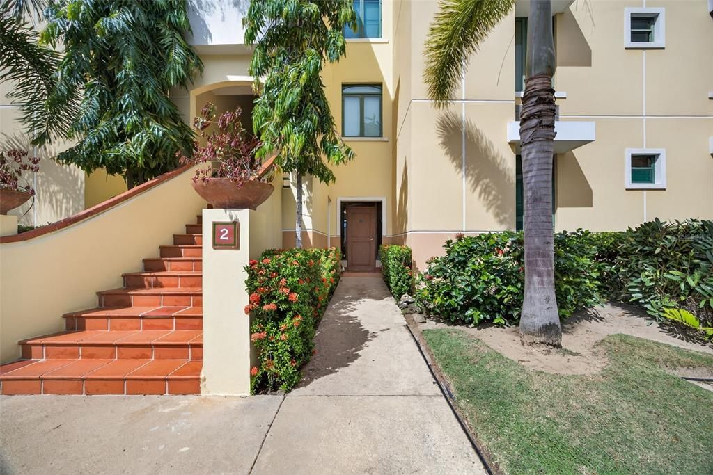 For Sale: $400,000 (3 beds, 2 baths, 1564 Square Feet)