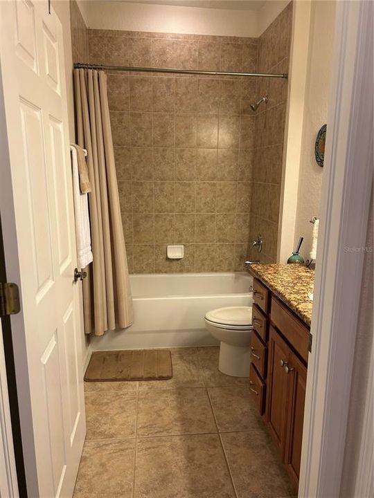 For Sale: $274,900 (2 beds, 2 baths, 1334 Square Feet)