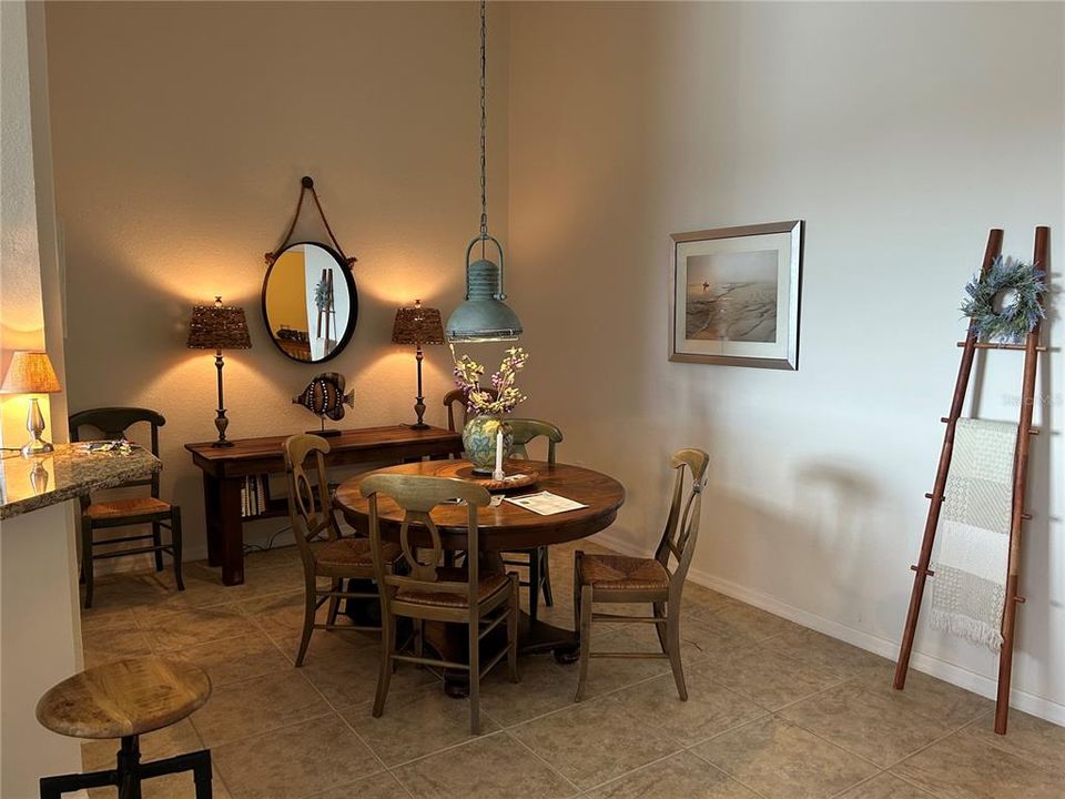 For Sale: $274,900 (2 beds, 2 baths, 1334 Square Feet)