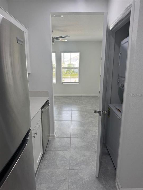 En Renta: $2,300 (4 camas, 3 baños, 2109 Pies cuadrados)