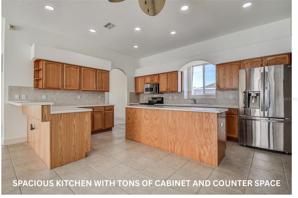 For Rent: $3,875 (4 beds, 3 baths, 2551 Square Feet)