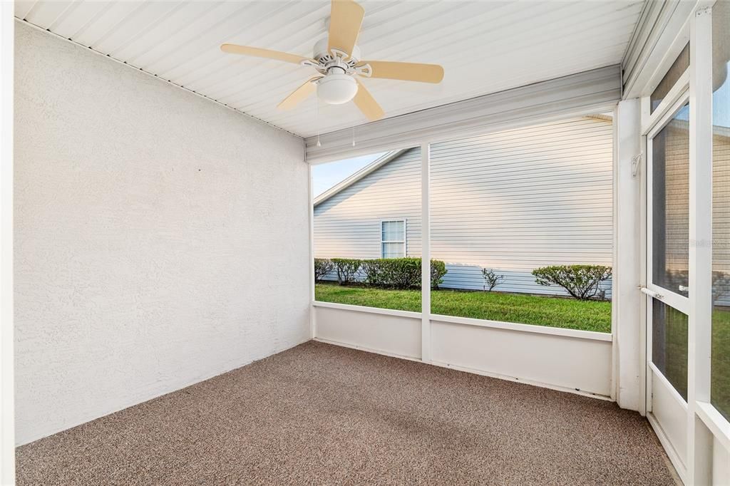 For Sale: $239,000 (2 beds, 2 baths, 1373 Square Feet)