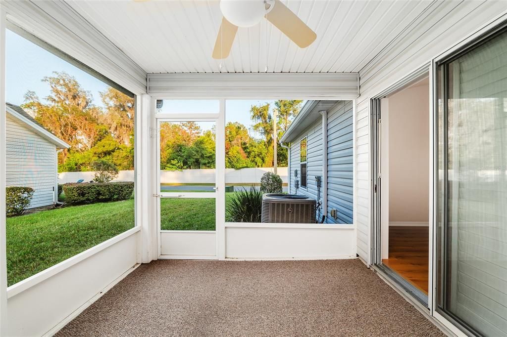 For Sale: $239,000 (2 beds, 2 baths, 1373 Square Feet)