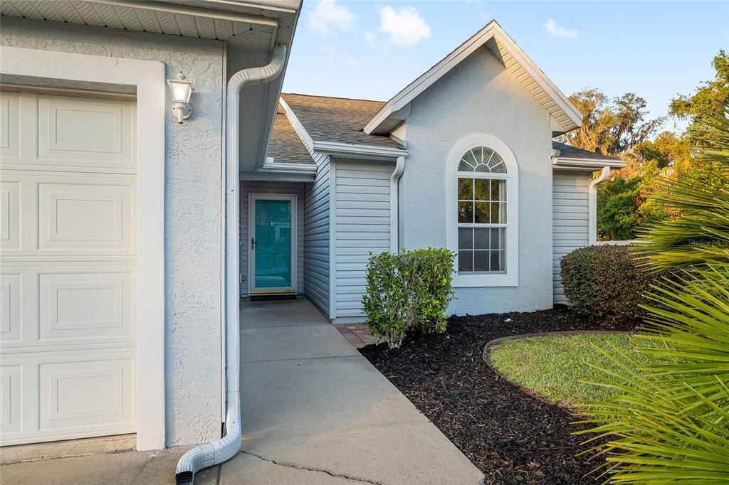 For Sale: $239,000 (2 beds, 2 baths, 1373 Square Feet)