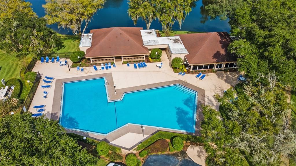 For Sale: $239,000 (2 beds, 2 baths, 1373 Square Feet)