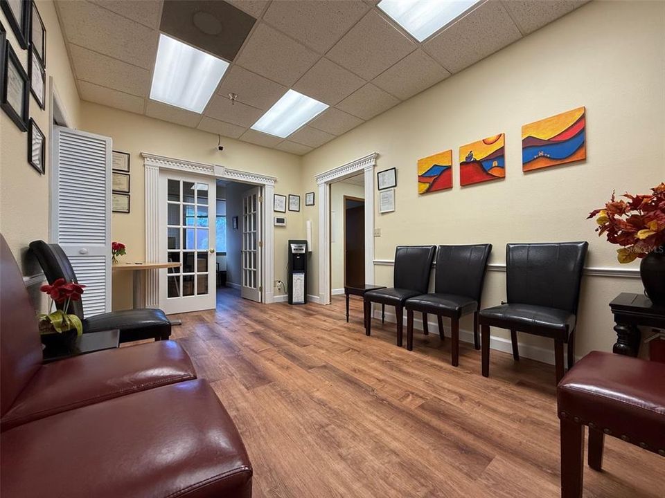 待售: $21,000 (0 贝兹, 0 浴室, 741 平方英尺)