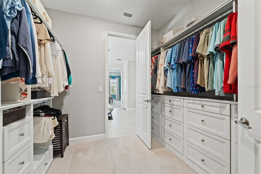 Active With Contract: $675,000 (4 beds, 4 baths, 2920 Square Feet)