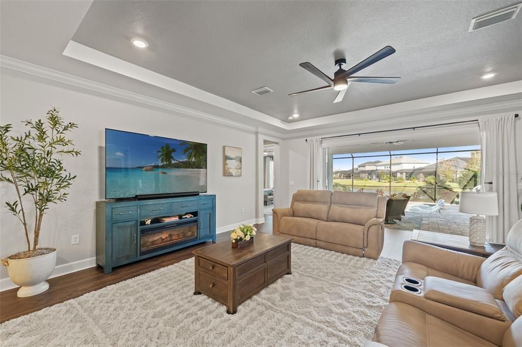 Active With Contract: $675,000 (4 beds, 4 baths, 2920 Square Feet)