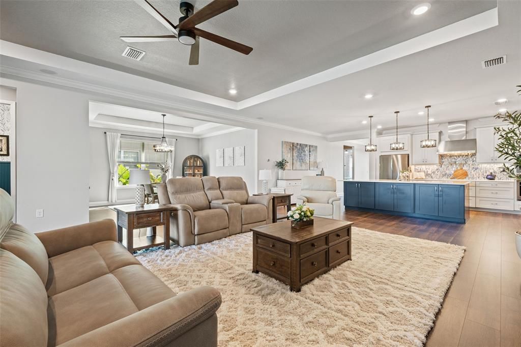 Active With Contract: $675,000 (4 beds, 4 baths, 2920 Square Feet)