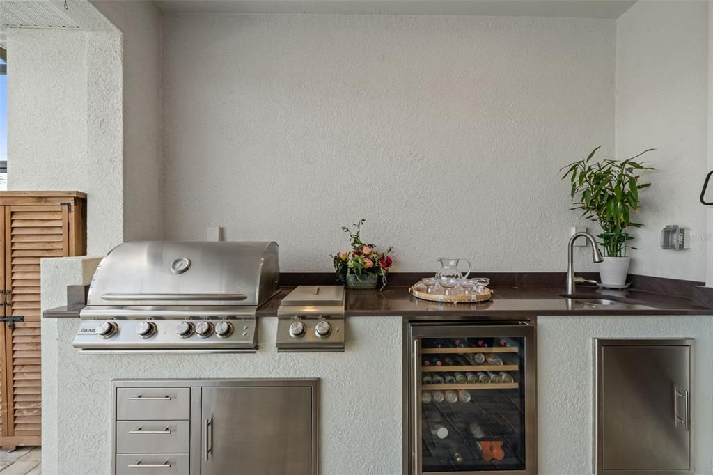 Active With Contract: $675,000 (4 beds, 4 baths, 2920 Square Feet)