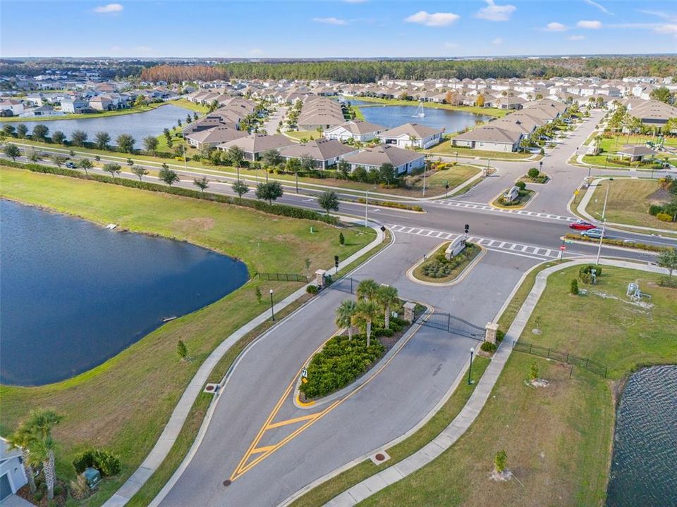 Active With Contract: $675,000 (4 beds, 4 baths, 2920 Square Feet)