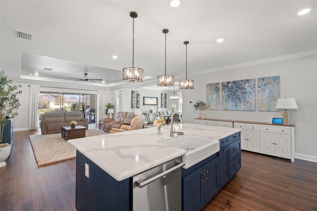 Active With Contract: $675,000 (4 beds, 4 baths, 2920 Square Feet)