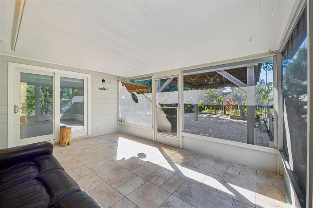 For Sale: $429,000 (3 beds, 2 baths, 1578 Square Feet)