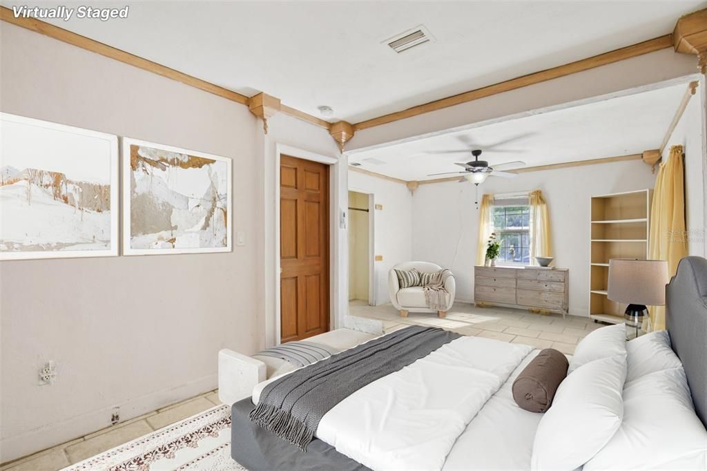 For Sale: $200,000 (3 beds, 1 baths, 1074 Square Feet)