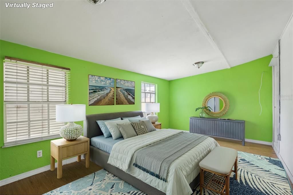 For Sale: $200,000 (3 beds, 1 baths, 1074 Square Feet)