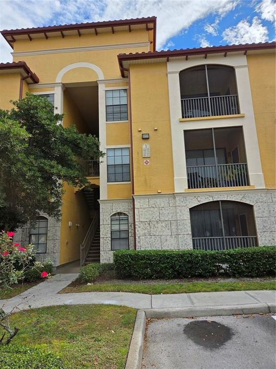 For Rent: $1,600 (2 beds, 2 baths, 1079 Square Feet)