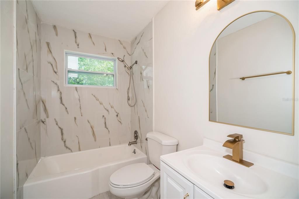 На продажу: $224,900 (3 спален, 2 ванн, 1080 Квадратных фут)