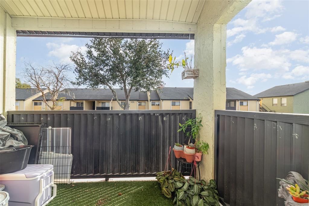 На продажу: $135,000 (2 спален, 1 ванн, 826 Квадратных фут)