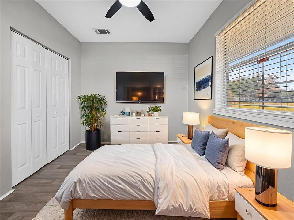 В аренду: $1,800 (3 спален, 1 ванн, 1080 Квадратных фут)