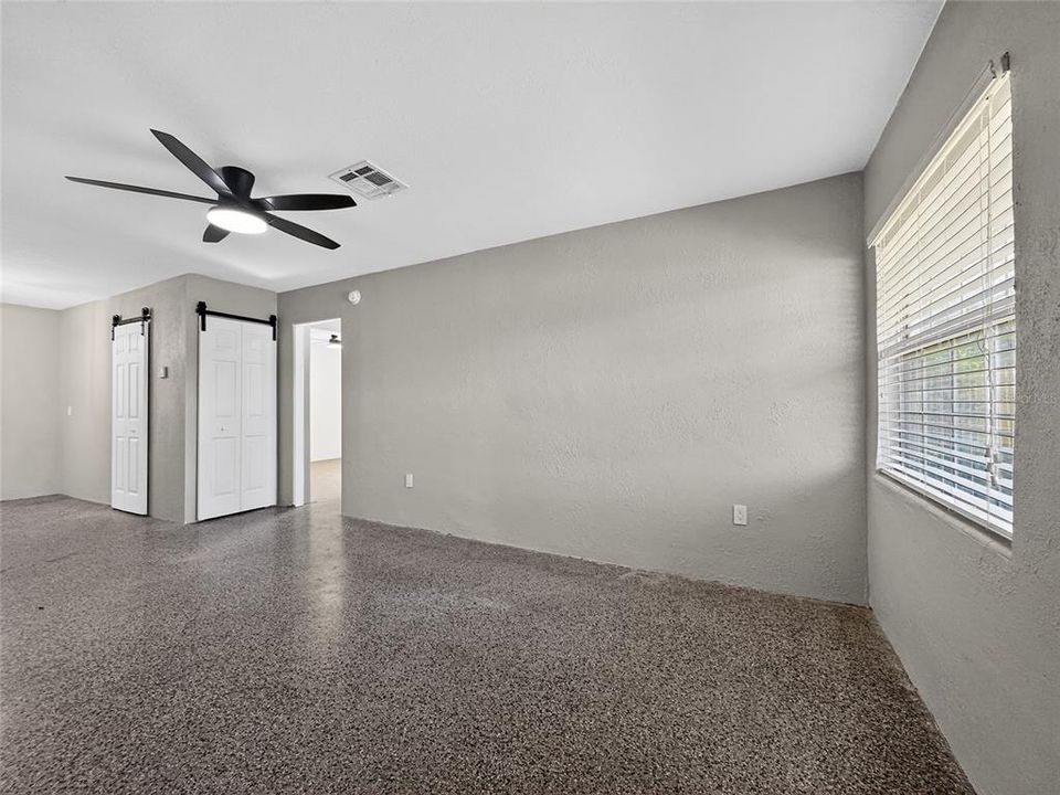 В аренду: $1,800 (3 спален, 1 ванн, 1080 Квадратных фут)