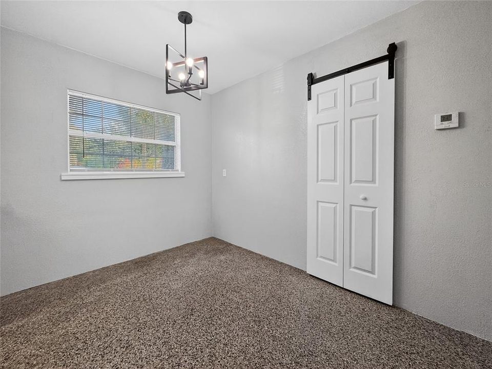 В аренду: $1,800 (3 спален, 1 ванн, 1080 Квадратных фут)