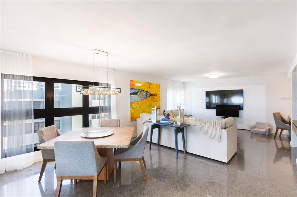 En Renta: $12,500 (3 camas, 2 baños, 2412 Pies cuadrados)