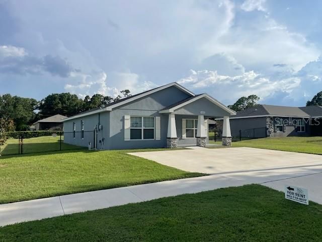 En Renta: $1,895 (3 camas, 2 baños, 1400 Pies cuadrados)