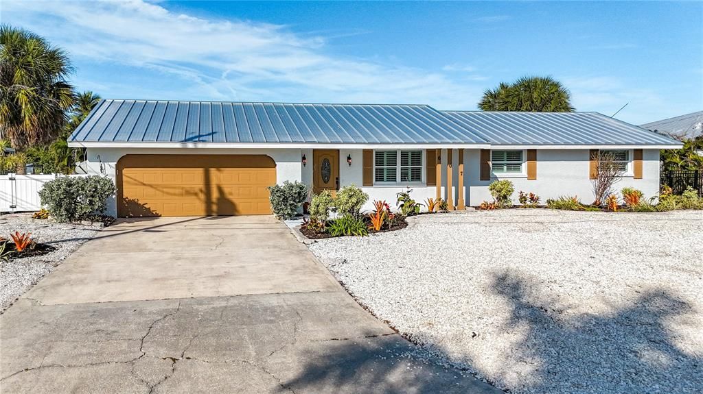 待售: $1,250,000 (2 贝兹, 1 浴室, 1196 平方英尺)