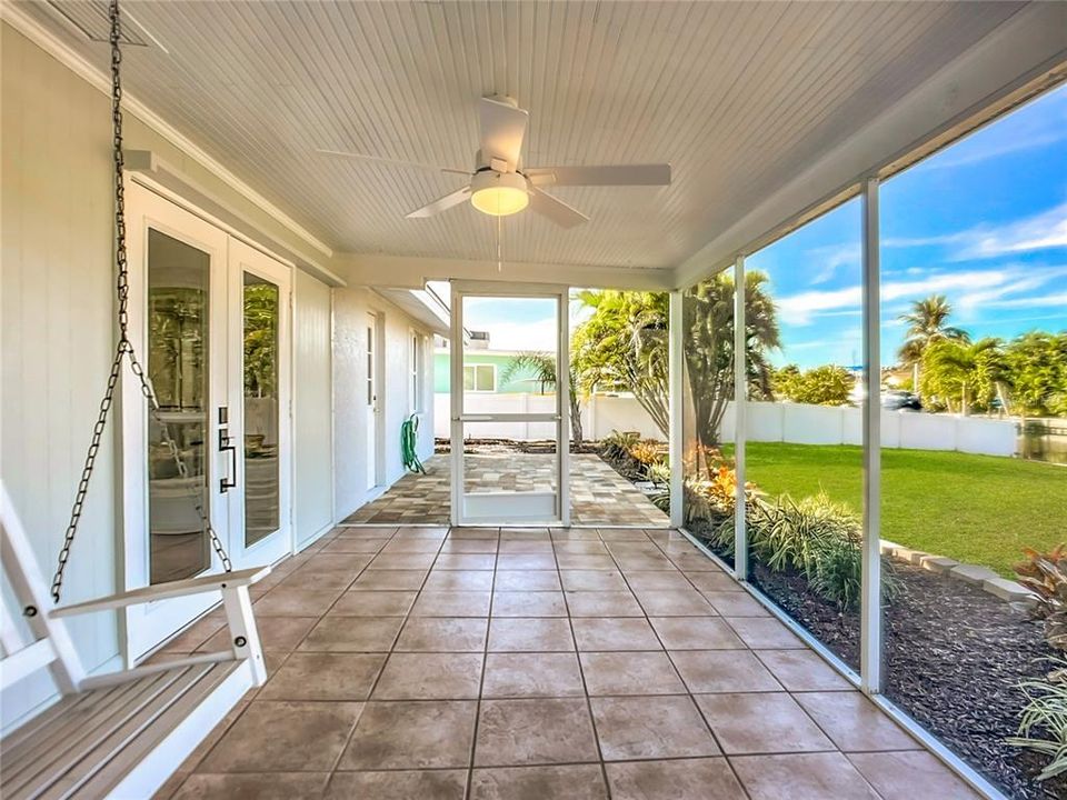 待售: $1,250,000 (2 贝兹, 1 浴室, 1196 平方英尺)