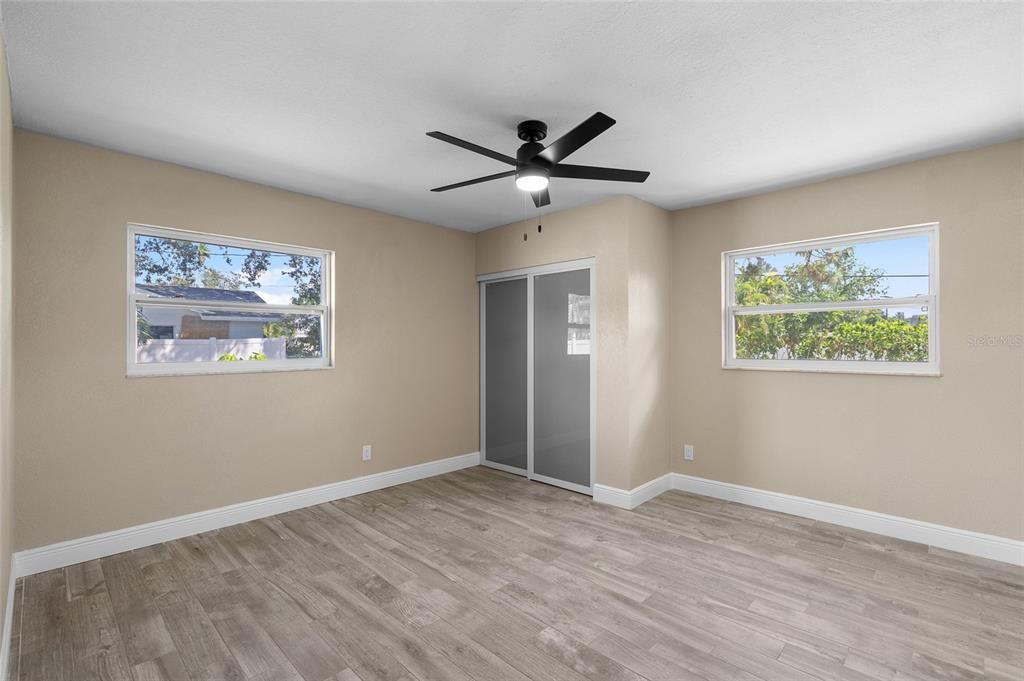 出租: $3,400 (3 贝兹, 2 浴室, 1373 平方英尺)