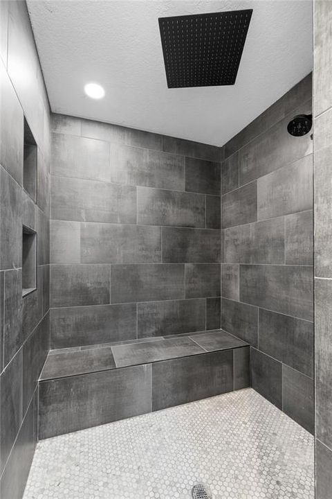 出租: $3,400 (3 贝兹, 2 浴室, 1373 平方英尺)