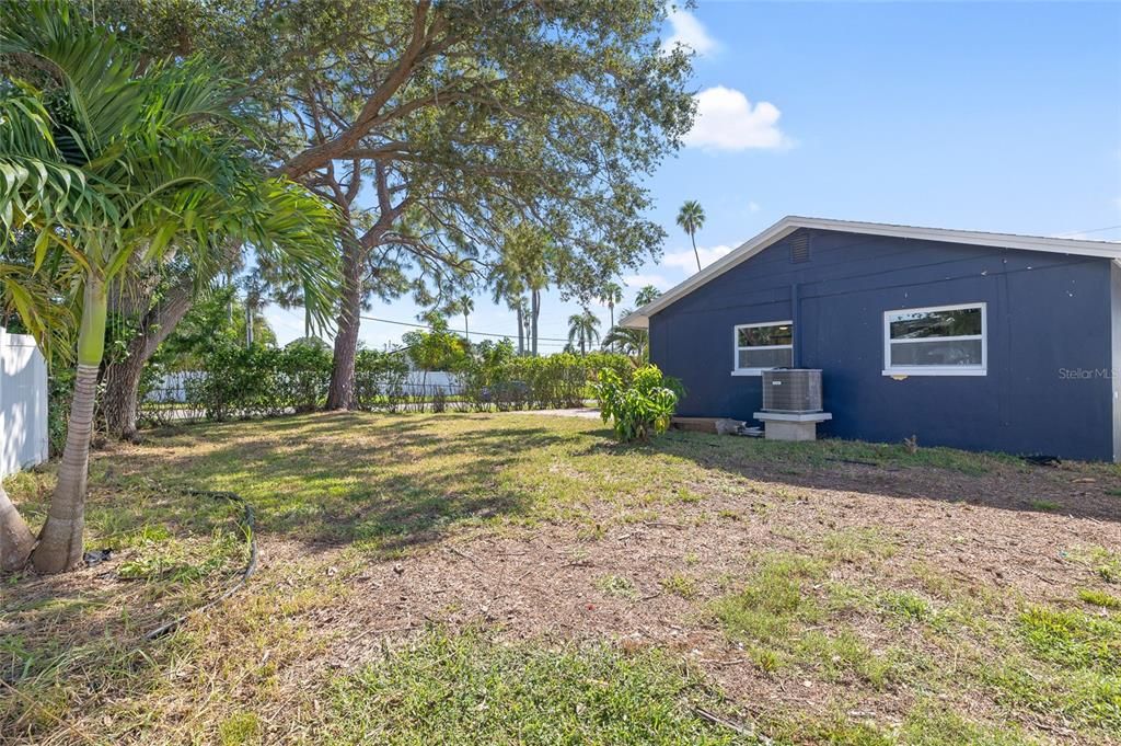 出租: $3,400 (3 贝兹, 2 浴室, 1373 平方英尺)