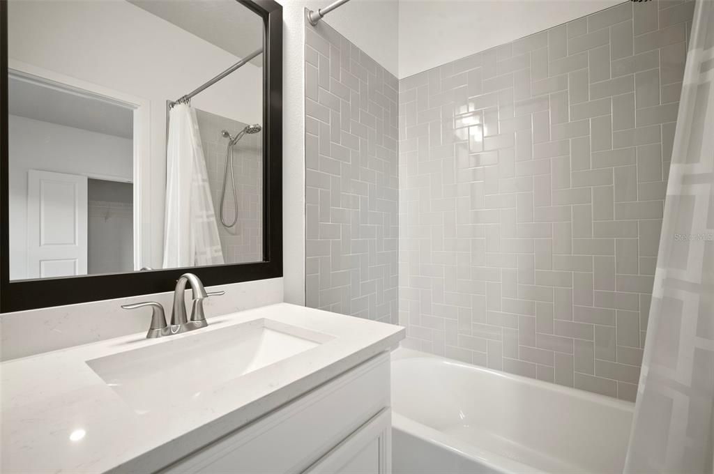 В аренду: $3,500 (3 спален, 3 ванн, 1941 Квадратных фут)