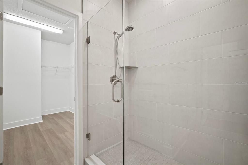 В аренду: $3,500 (3 спален, 3 ванн, 1941 Квадратных фут)