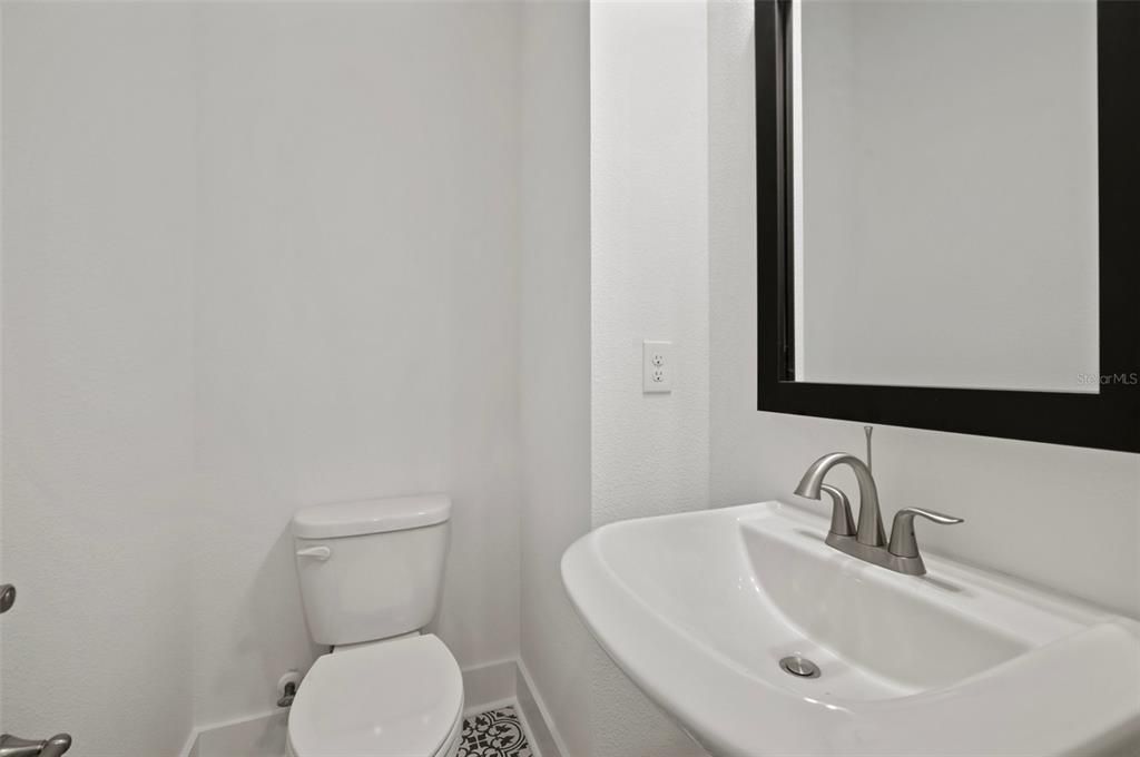 В аренду: $3,500 (3 спален, 3 ванн, 1941 Квадратных фут)