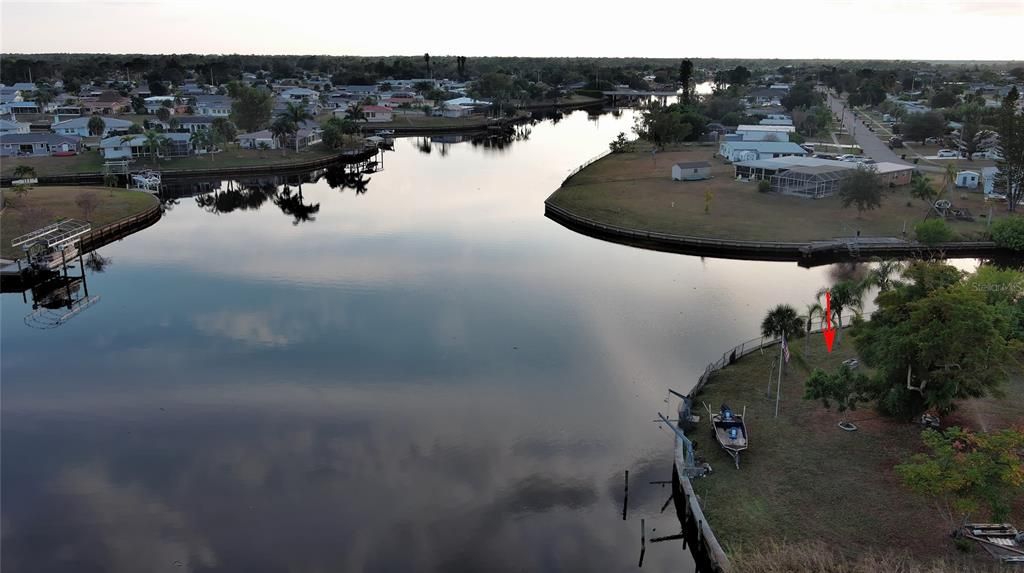 待售: $225,000 (0.57 acres)