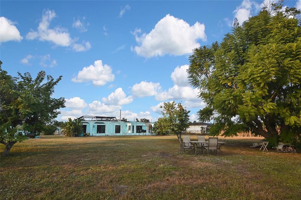 待售: $225,000 (0.57 acres)