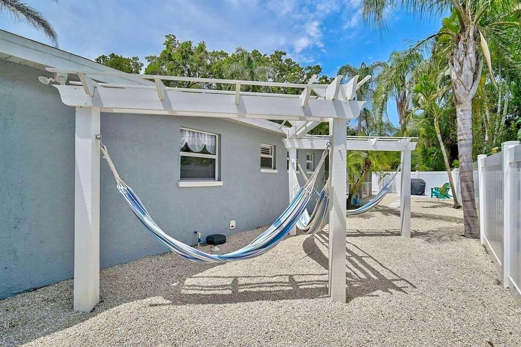 На продажу: $725,000 (3 спален, 3 ванн, 2062 Квадратных фут)