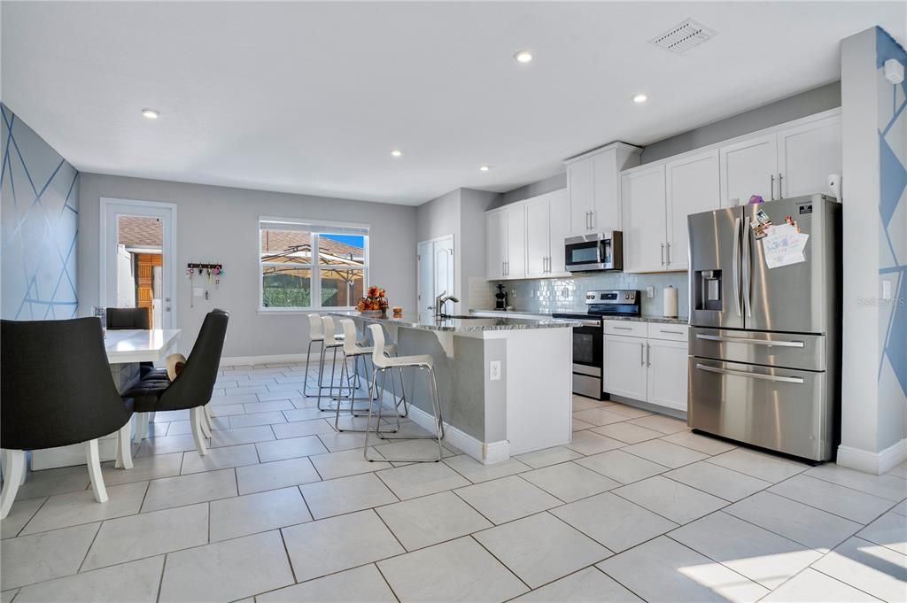 待售: $425,000 (3 贝兹, 2 浴室, 1714 平方英尺)