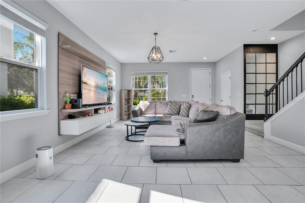 待售: $425,000 (3 贝兹, 2 浴室, 1714 平方英尺)