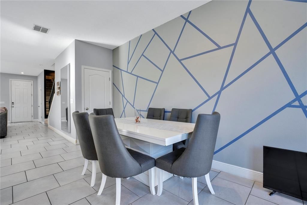 待售: $425,000 (3 贝兹, 2 浴室, 1714 平方英尺)